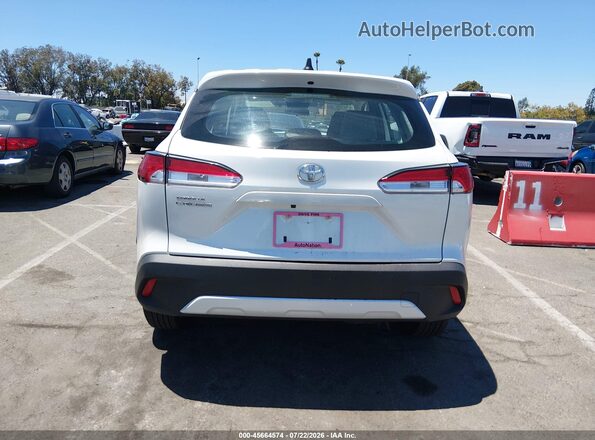 7MUAAAAG2RV106887 2024 TOYOTA COROLLA CROSS White 