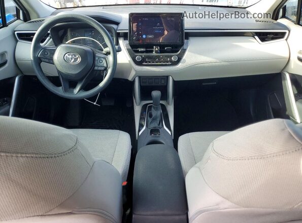 7MUAAAAG2SV133562 2025 TOYOTA COROLLA Silver Widok deski rozdzielczej