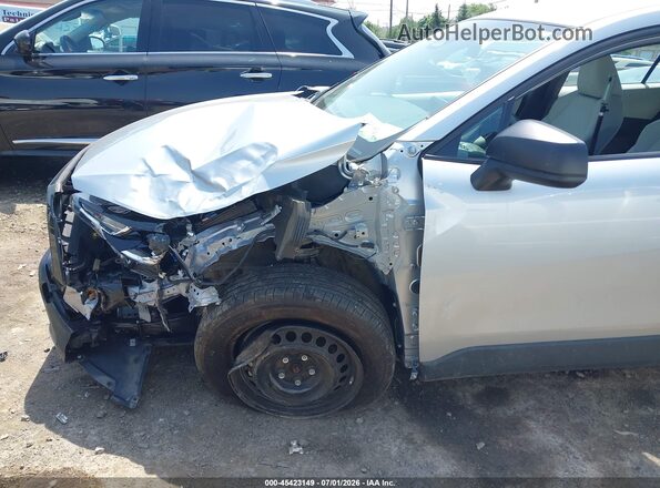 7MUAAABG7PV057732 2023 TOYOTA COROLLA CROSS Silver 