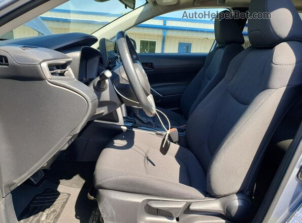 7MUBAAAG0PV039885 2023 TOYOTA COROLLA Gray Front interior view