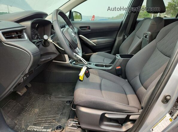 7MUBAABG6RV097906 2024 TOYOTA COROLLA Silver Սալոնի դիմացի տեսք
