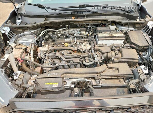 7MUBAABG6RV097906 2024 TOYOTA COROLLA Silver Շարժիչի բաժամունքի տեսք