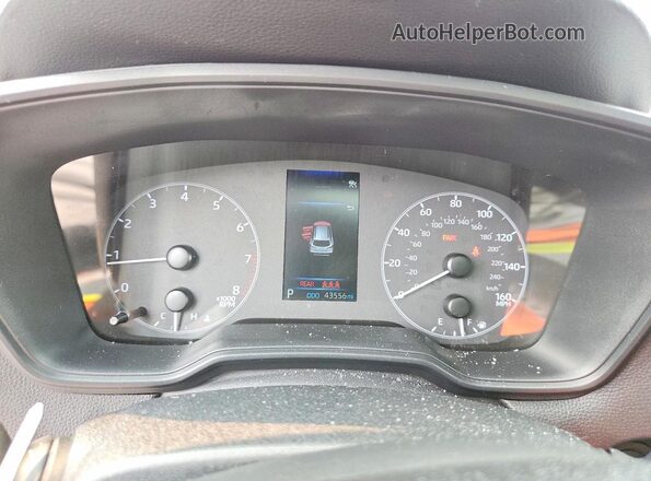 7MUBAABG6RV097906 2024 TOYOTA COROLLA Silver Սարքավորումների վահանակի տեսք