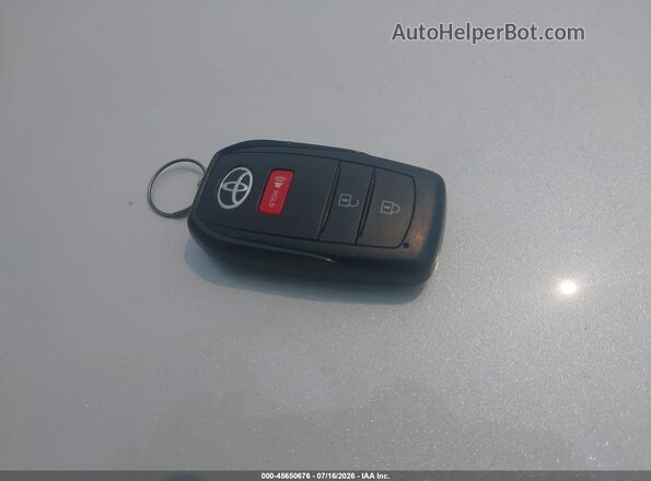 7MUBAABG6SV127489 2025 TOYOTA COROLLA CROSS White Вид панелі приладів