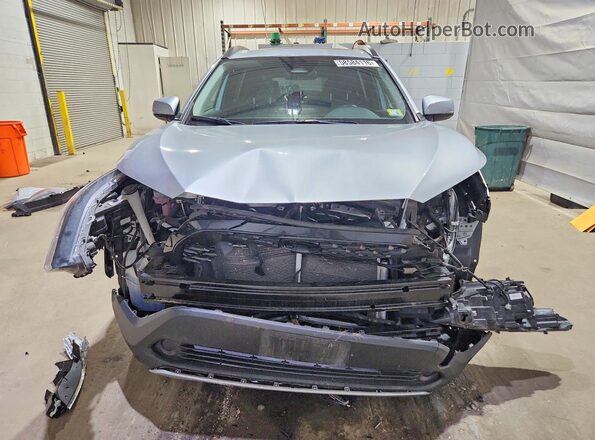 7MUBAABGXPV046728 2023 TOYOTA COROLLA Silver Вид спереду