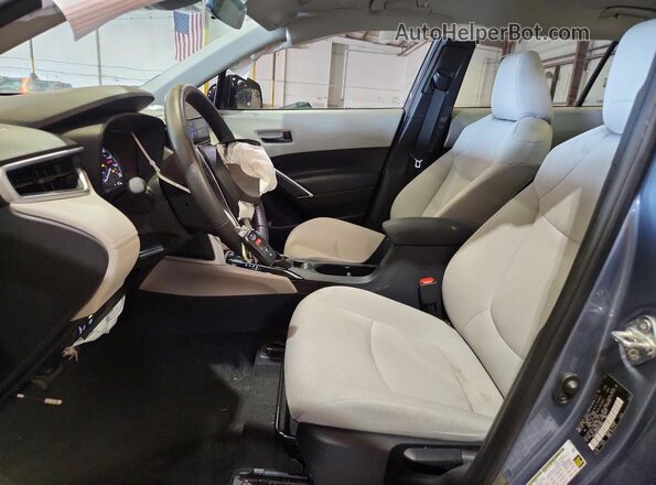 7MUCAAAG0RV078001 2024 TOYOTA COROLLA Blue Front interior view