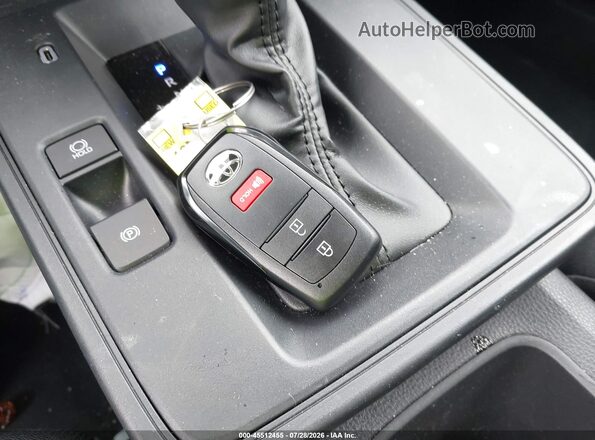 7MUCAAAG2TV166183 2026 TOYOTA COROLLA CROSS Blue Widok deski rozdzielczej