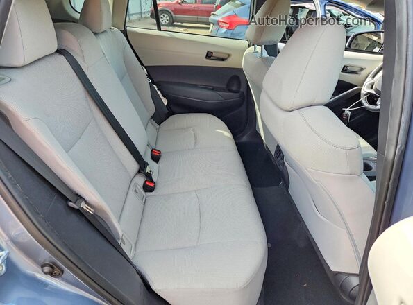 7MUCAABG7NV030360 2022 TOYOTA COROLLA Blue Vista interior trasera