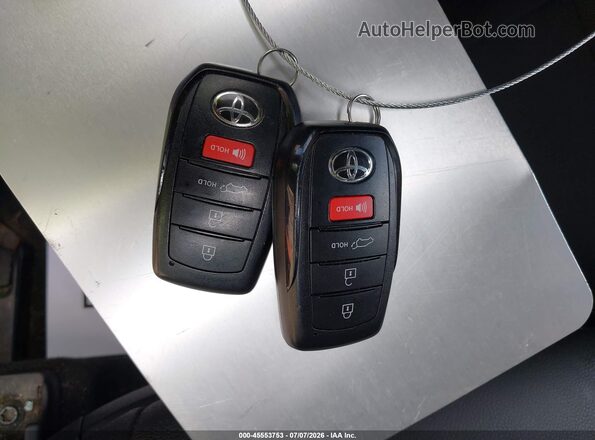 7MUDAAAG0PV044156 2023 TOYOTA COROLLA CROSS Black წინა პანელის ხედი
