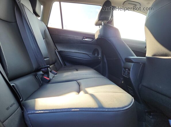 7MUDAAAG0PV068439 2023 TOYOTA COROLLA Green Vista interior trasera
