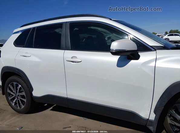 7MUDAAAG1RV096088 2024 TOYOTA COROLLA CROSS White Vista del cuadro de instrumentos