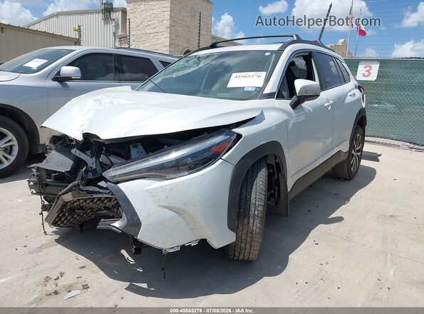 7MUDAAAG1RV103296 2024 TOYOTA COROLLA CROSS White Przód lewy
