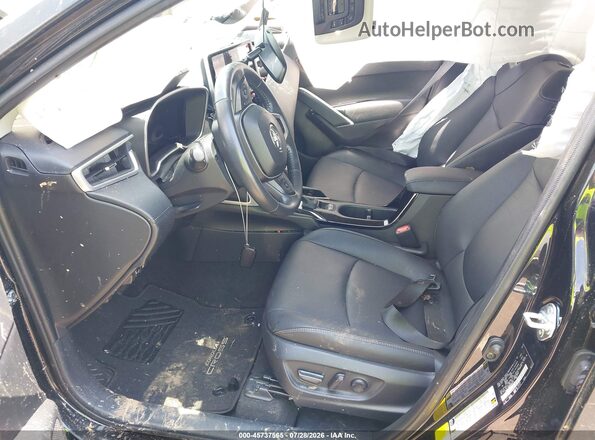 7MUDAAAG6PV070440 2023 TOYOTA COROLLA CROSS Black Front interior view