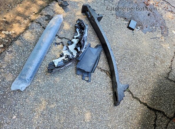 7MUDAAAG7TV153403 2026 TOYOTA COROLLA Black VIN կոդի պիտակի տեսք