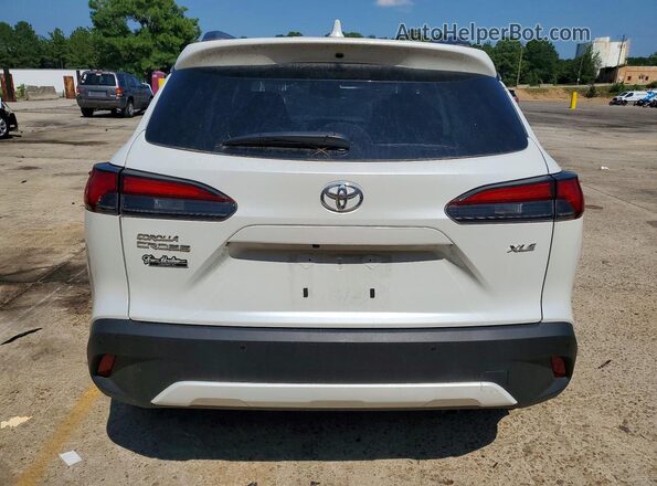 7MUDAAAG9RV117155 2024 TOYOTA COROLLA White Հետևի տեսք