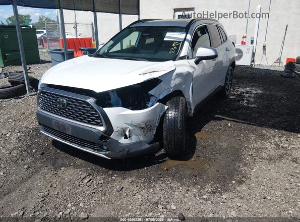 7MUDAABG4PV049083 2023 TOYOTA COROLLA CROSS Белый Передняя левая четверть