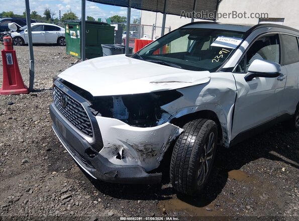 7MUDAABG4PV049083 2023 TOYOTA COROLLA CROSS Белый Вид спереди