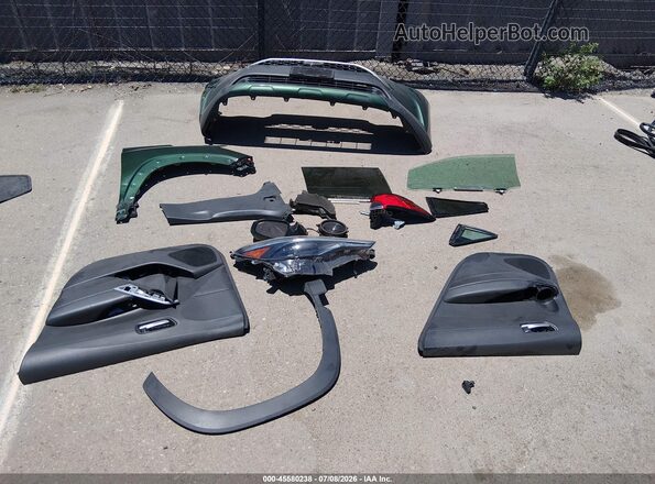 7MUDAABG5NV032371 2022 TOYOTA COROLLA CROSS Green Սարքավորումների վահանակի տեսք