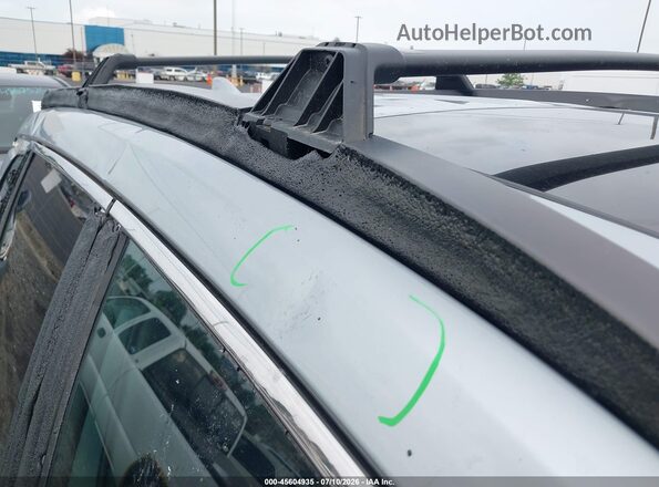 7MUDAABG7PV069568 2023 TOYOTA COROLLA CROSS Silver Widok wnętrza 360 stopni