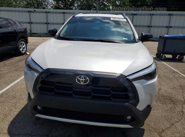 7MUDAABGXTV166371 2026 TOYOTA COROLLA White Widok z przodu