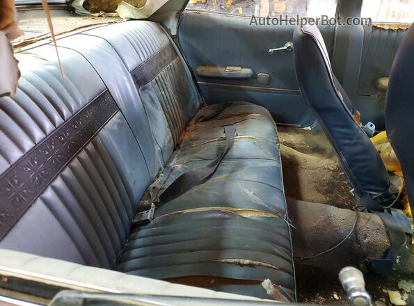 7P54C128153 1967 FORD GALAXIE Gray Rear seats view