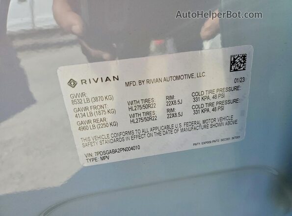 7PDSGABA2PN004010 2023 RIVIAN R1S Gray Вид наклейки з VIN-кодом