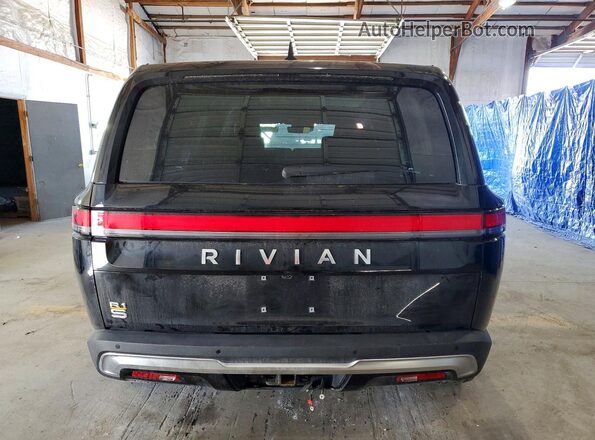 7PDSGABA3PN012584 2023 RIVIAN R1S Black უკანა ხედი