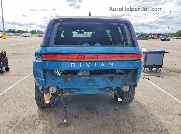 7PDSGABA3RN045264 2024 RIVIAN R1S Синий Вид сзади