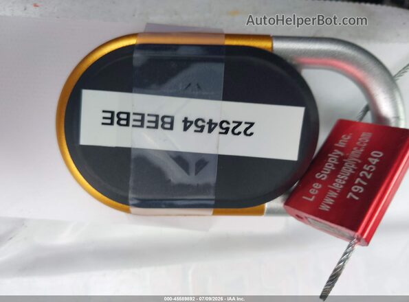 7PDSGABL7NN000825 2022 RIVIAN R1S Зеленый Вид панели приборов