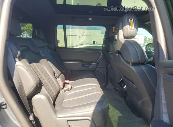 7PDSGBBA2SN071477 2025 RIVIAN R1S Charcoal უკანა სალონის ხედი