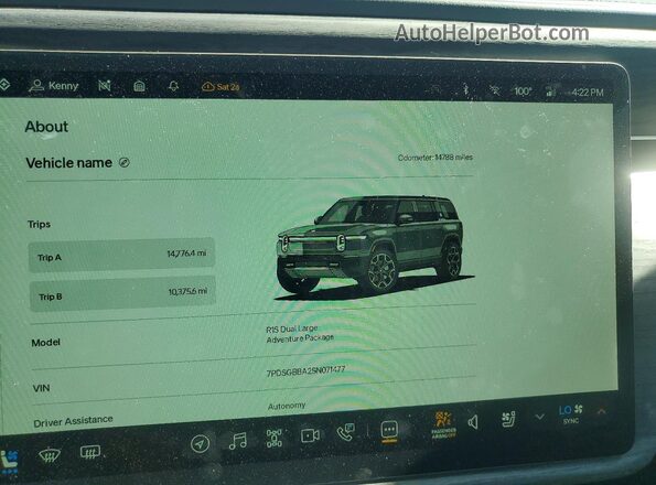 7PDSGBBA2SN071477 2025 RIVIAN R1S Charcoal ხელსაწყოთა პანელის ხედი
