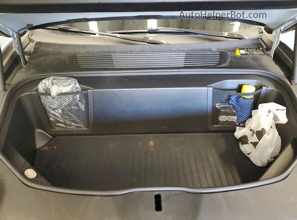 7PDSGBBA4SN064238 2025 RIVIAN R1S Серый Вид подкапотного пространства