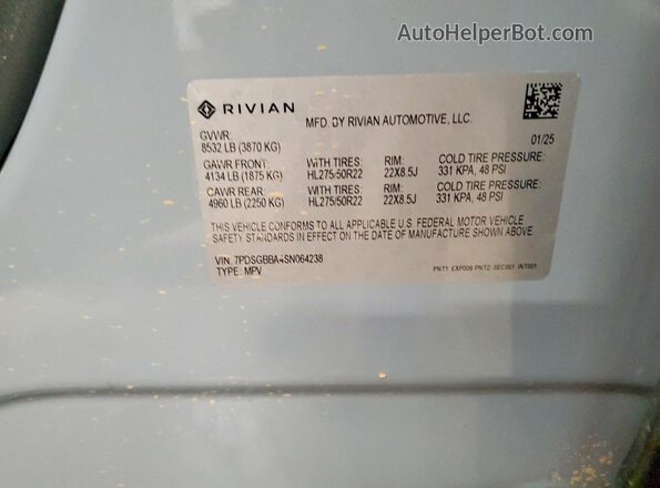 7PDSGBBA4SN064238 2025 RIVIAN R1S Серый Панорамный вид салона 360°