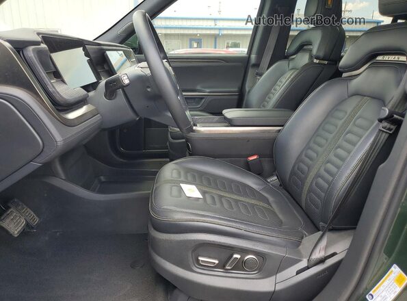 7PDSGBBA6SN057582 2025 RIVIAN R1S Green წინა სალონის ხედი