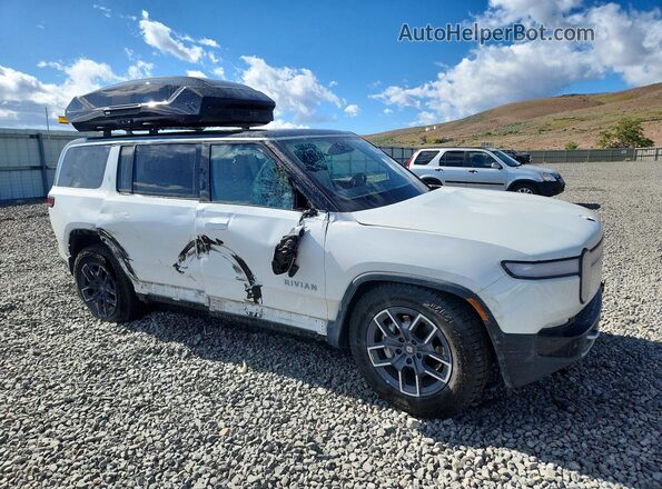 7PDSGBBA7RN032412 2024 RIVIAN R1S Белый Передняя правая четверть