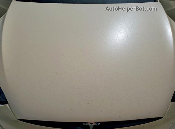 7SAXCBE51PF403490 2023 TESLA MODEL Cream Vista del compartimento del motor