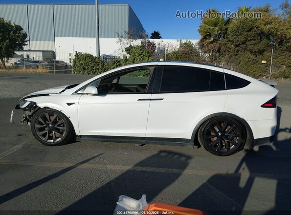 7SAXCBE58PF378863 2023 TESLA MODEL X Белый Панорамный вид салона 360°