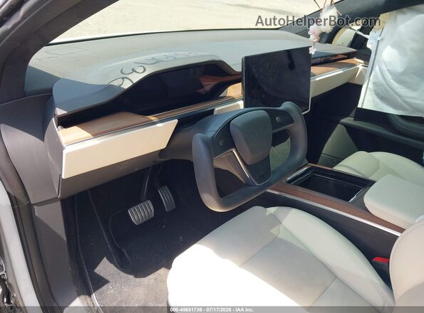 7SAXCBE5XPF366603 2023 TESLA MODEL X Белый Вид салона спереди