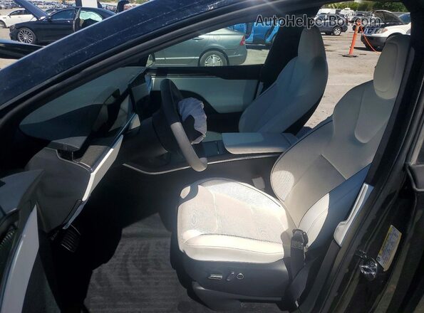 7SAXCBE65PF423492 2023 TESLA MODEL Black Vista interior delantera