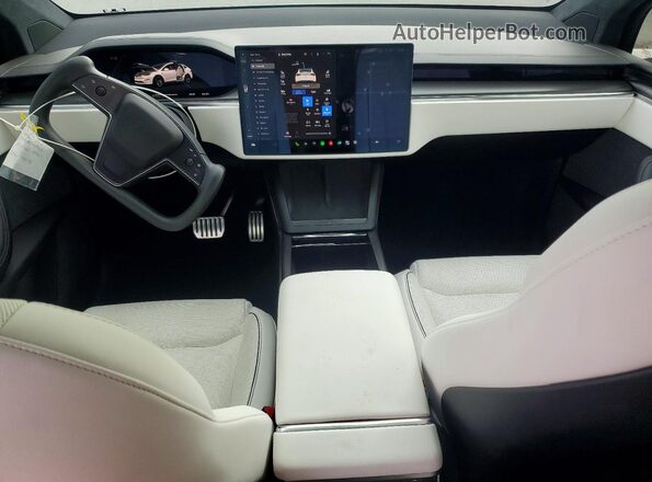 7SAXCBE68NF339387 2022 TESLA MODEL White Առջևի վահանակի տեսք