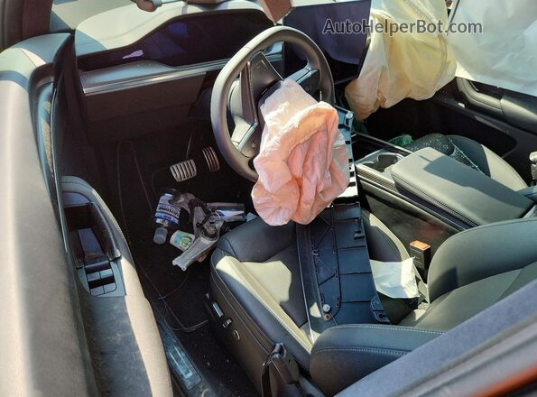 7SAXCBE68TF479811 2026 TESLA MODEL Black Vista del salpicadero