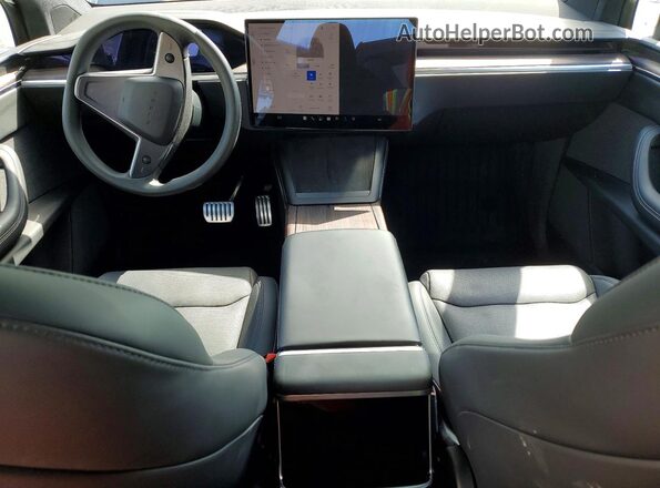 7SAXCDE58RF451986 2024 TESLA MODEL Black Dashboard view