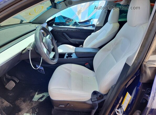 7SAYGAEE0PF682627 2023 TESLA MODEL Blue Front interior view
