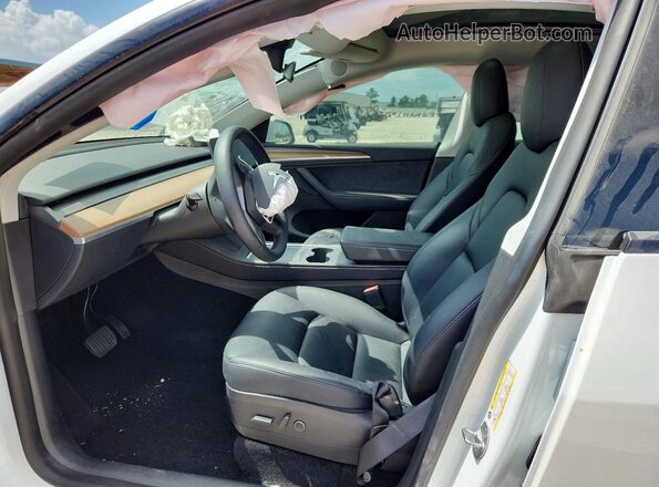 7SAYGAEE1NF549808 2022 TESLA MODEL White Widok wnętrza z przodu