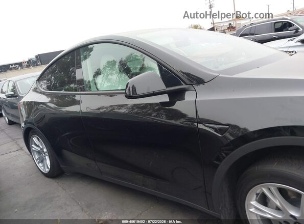 7SAYGAEE2PF646437 2023 TESLA MODEL Y Black Widok zestawu wskaźników