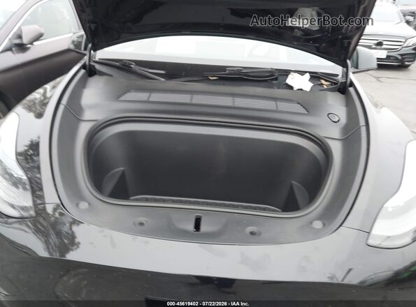7SAYGAEE2PF646437 2023 TESLA MODEL Y Black Widok z tyłu