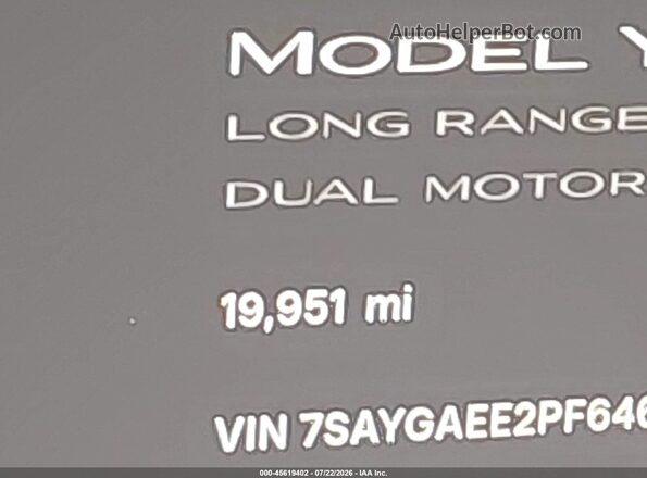 7SAYGAEE2PF646437 2023 TESLA MODEL Y Black Widok wnętrza 360 stopni