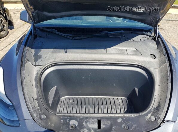 7SAYGAEE2PF691328 2023 TESLA MODEL Gray Widok komory silnika