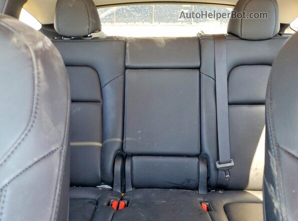 7SAYGAEE2PF691328 2023 TESLA MODEL Gray Widok tylnych siedzeń