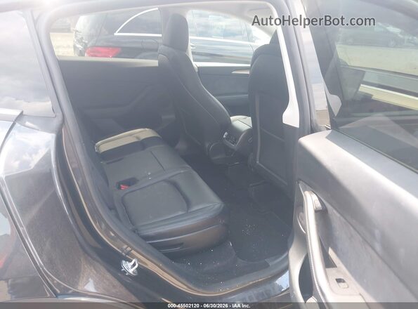 7SAYGAEE2RF002827 2024 TESLA MODEL Y Gray Vista de la etiqueta del VIN
